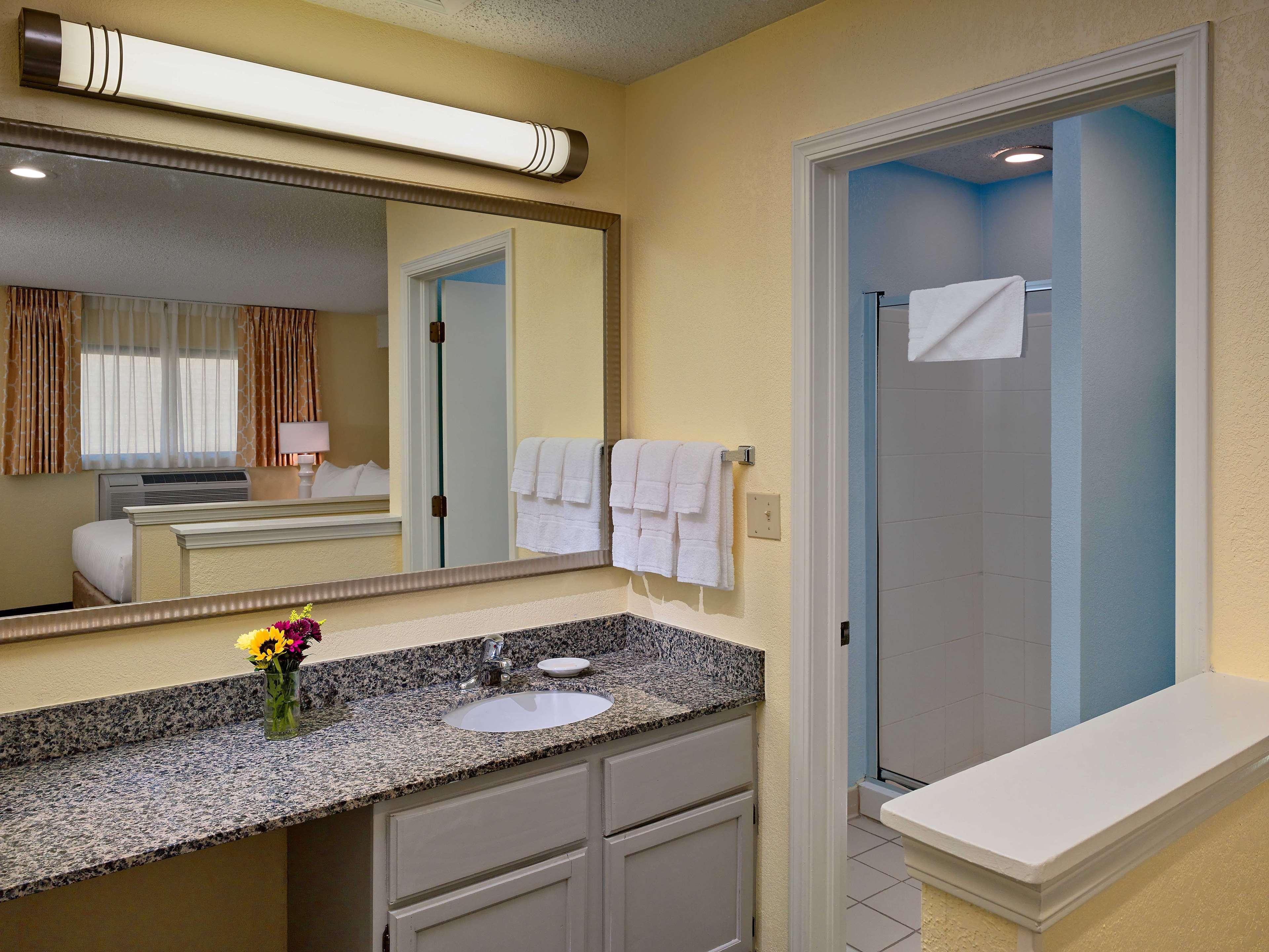 Sonesta ES Suites Oklahoma City Bagian luar foto